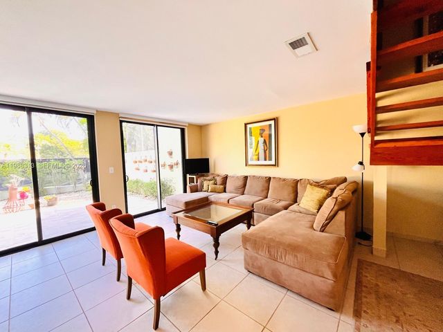 9974 Costa Del Sol Blvd C-87, Doral, FL 33178