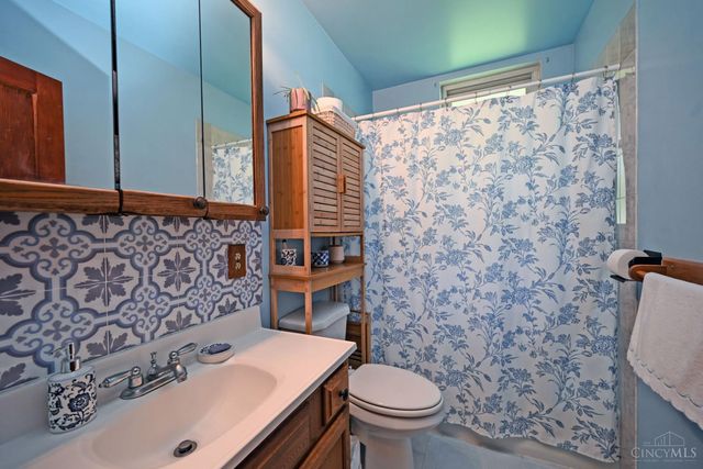 3915 Taft Avenue, Cincinnati, OH 45211