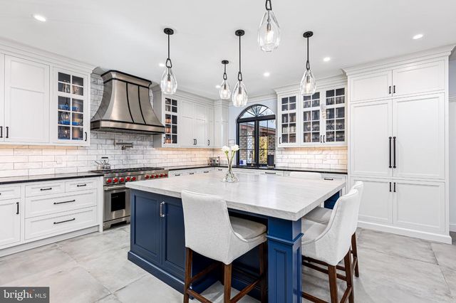 17 N CHADWICK DR, Dover, DE 19901