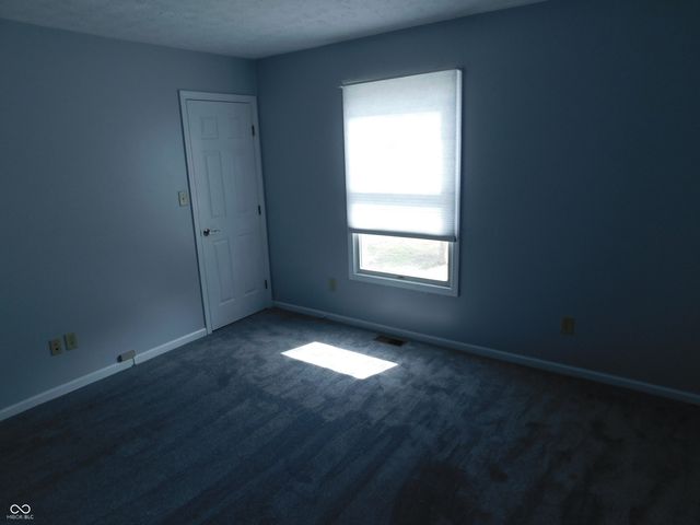 131 Victory Hill, Coatesville, IN 46121