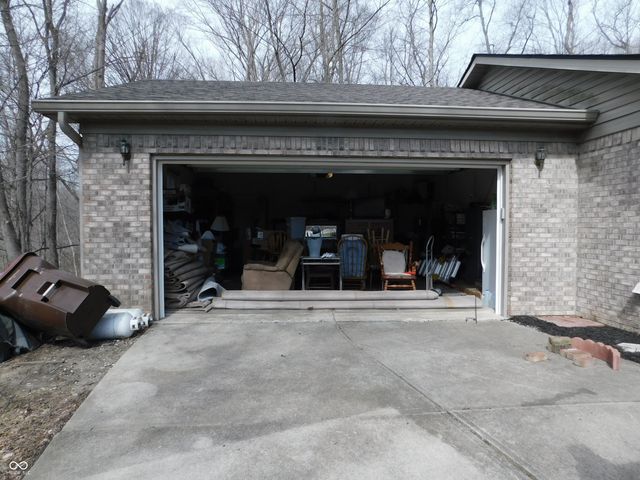 131 Victory Hill, Coatesville, IN 46121