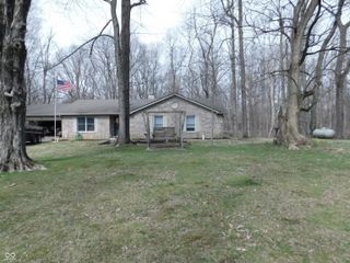 131 Victory Hill, Coatesville, IN 46121