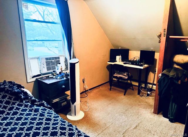 22 E Halley Lane, Central Islip, NY 11722