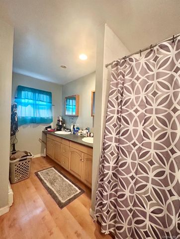 22 E Halley Lane, Central Islip, NY 11722