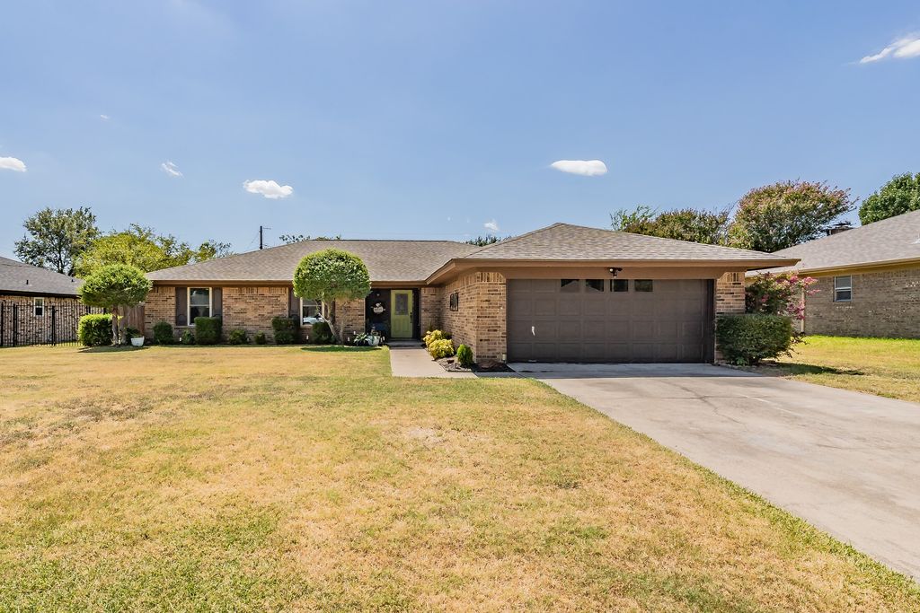 2029 Normandy Drive, Hurst, TX 76054