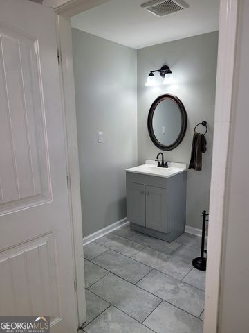 26 Parlor Circle, Sharpsburg, GA 30277