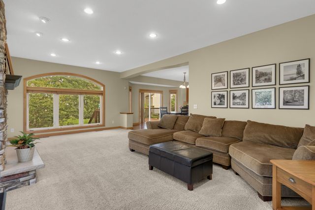 10721 Mccool Drive W, Burnsville, MN 55337