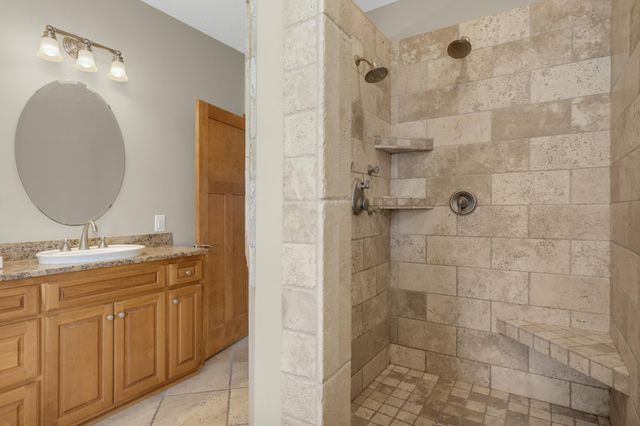 10721 Mccool Drive W, Burnsville, MN 55337