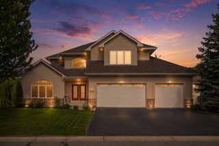10721 Mccool Drive W, Burnsville, MN 55337