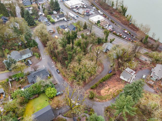 3RD Ave, Oregon City, OR 97045