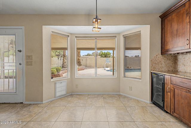 933 N 94TH Place, Mesa, AZ 85207