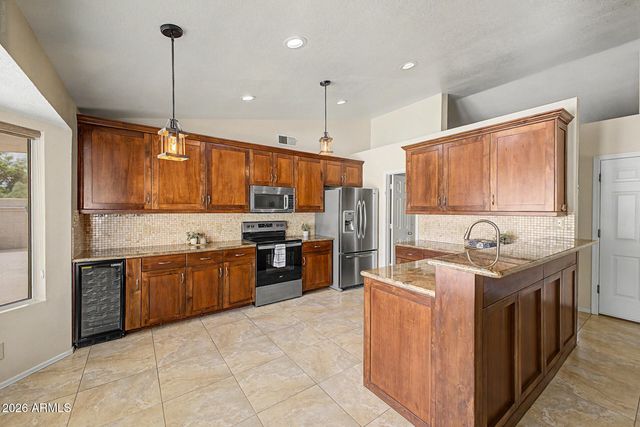 933 N 94TH Place, Mesa, AZ 85207