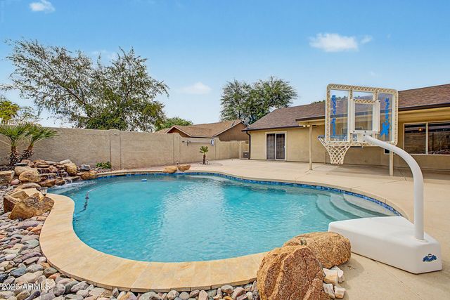 933 N 94TH Place, Mesa, AZ 85207
