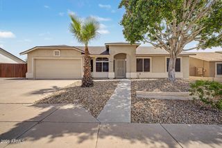 933 N 94TH Place, Mesa, AZ 85207