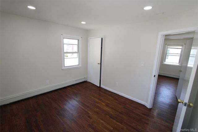 523 Hawthorne Avenue, Uniondale, NY 11553
