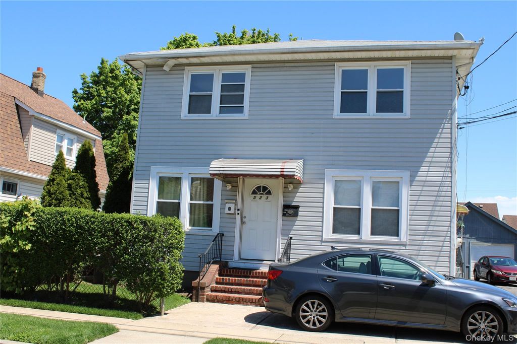523 Hawthorne Avenue, Uniondale, NY 11553