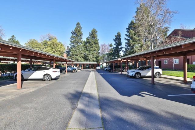 880 Catkin, San Jose, CA 95128