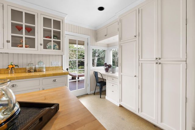 43120 Montgomery Ave, Davis, CA 95618