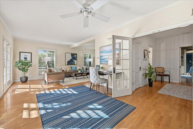 43120 Montgomery Ave, Davis, CA 95618