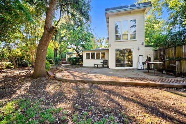 43120 Montgomery Ave, Davis, CA 95618