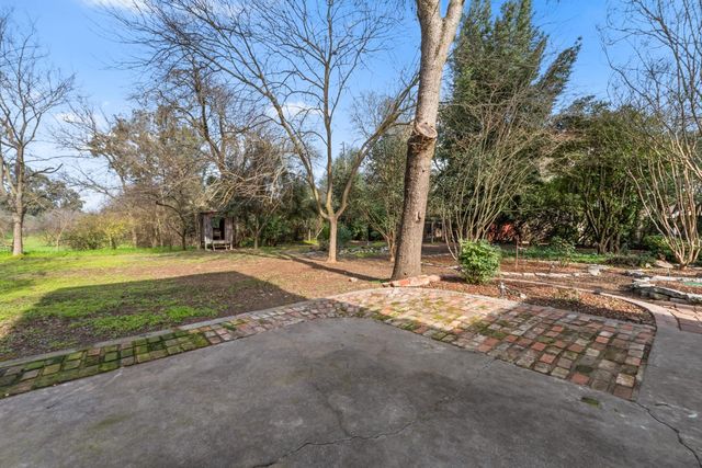 43120 Montgomery Ave, Davis, CA 95618