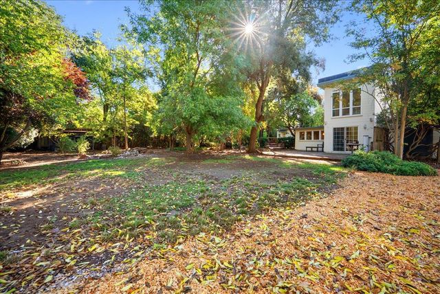 43120 Montgomery Ave, Davis, CA 95618