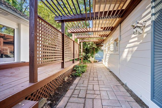 43120 Montgomery Ave, Davis, CA 95618