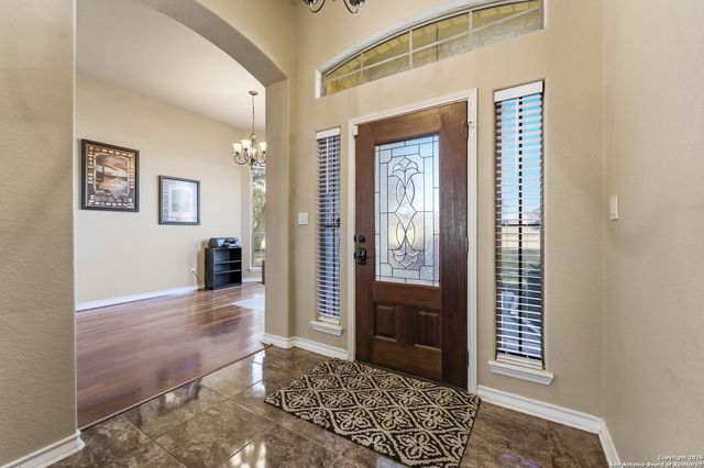 108 Medora Branch, Floresville, TX 78114