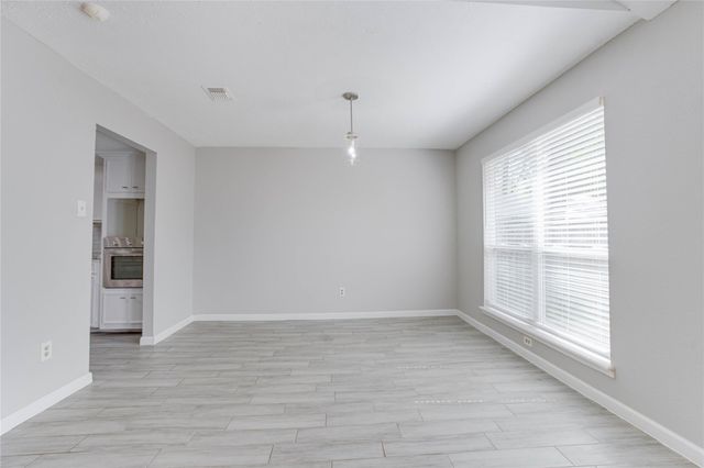 128 N Deerfoot Circle, The Woodlands, TX 77380