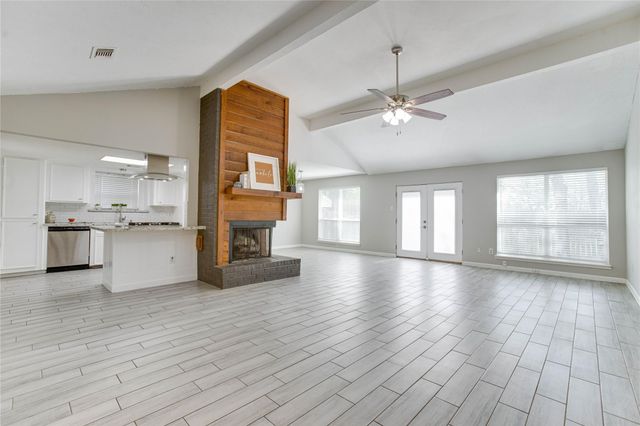 128 N Deerfoot Circle, The Woodlands, TX 77380
