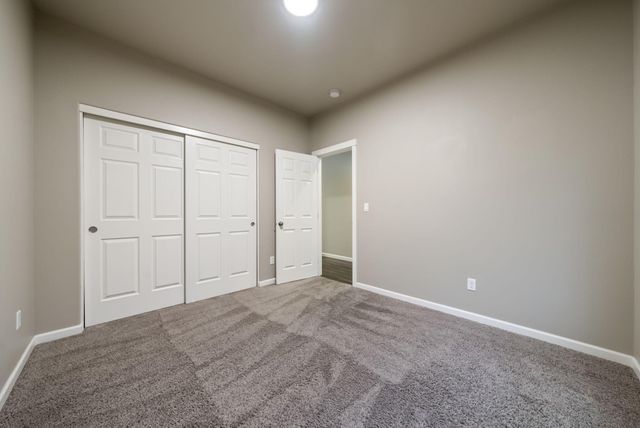 656 SE Reed Market Road, Bend, OR 97702