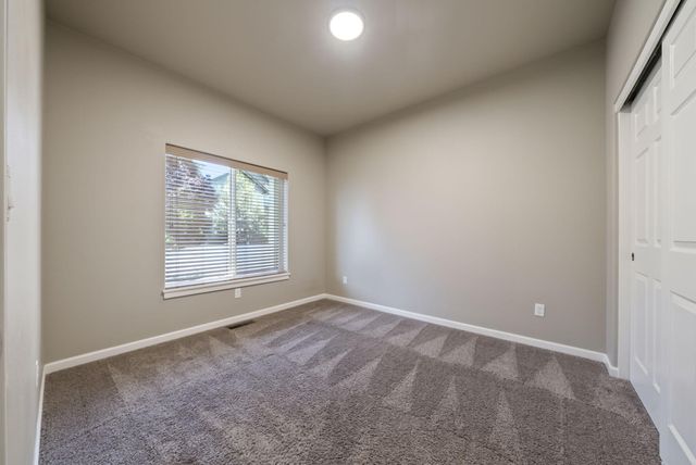 656 SE Reed Market Road, Bend, OR 97702