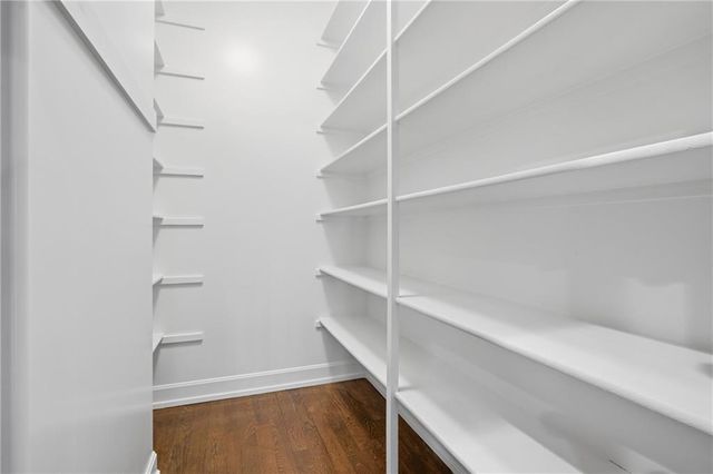 6205 NW Saddle Club Court, Kansas City, MO 64152