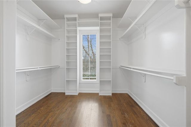 6205 NW Saddle Club Court, Kansas City, MO 64152