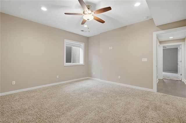 6205 NW Saddle Club Court, Kansas City, MO 64152