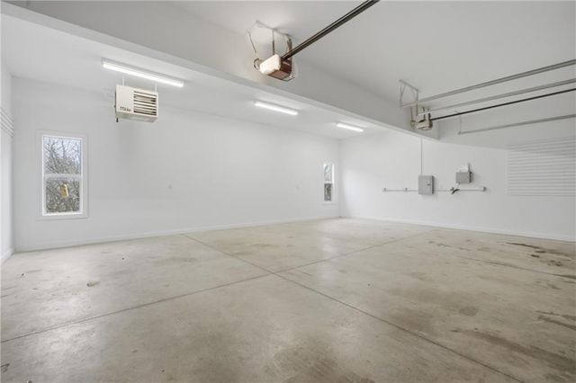 6205 NW Saddle Club Court, Kansas City, MO 64152