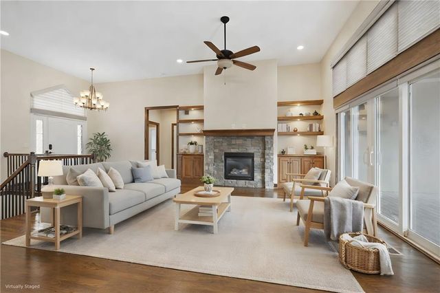 6205 NW Saddle Club Court, Kansas City, MO 64152