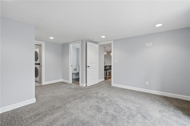 6205 NW Saddle Club Court, Kansas City, MO 64152