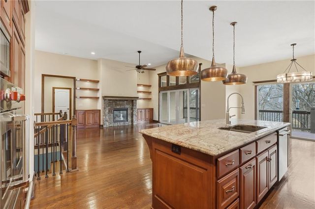 6205 NW Saddle Club Court, Kansas City, MO 64152