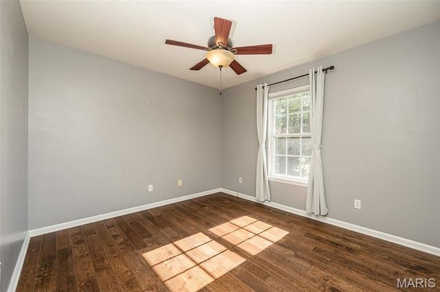 5 Thoroughbred Drive, Wright City, MO 63390