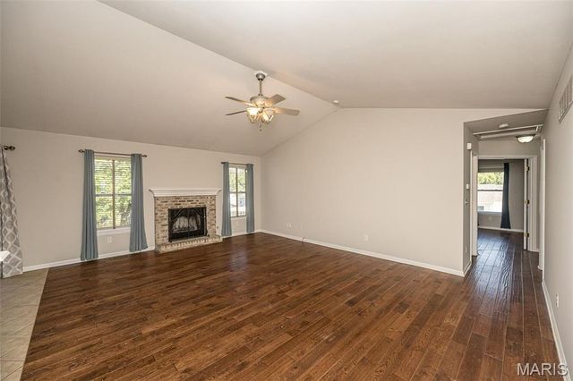 5 Thoroughbred Drive, Wright City, MO 63390