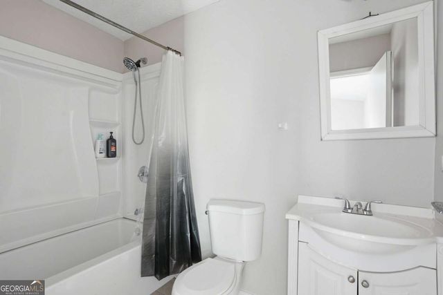 5420 Forest Downs Circle, College Park, GA 30349