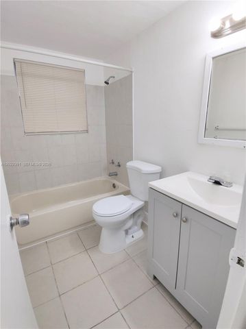 1265 W 24th St 108, Hialeah, FL 33010