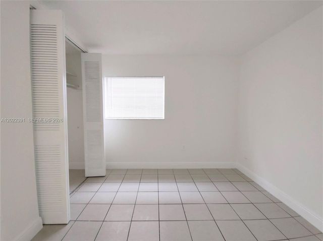 1265 W 24th St 108, Hialeah, FL 33010