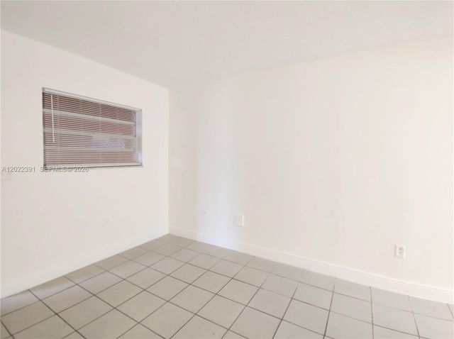 1265 W 24th St 108, Hialeah, FL 33010