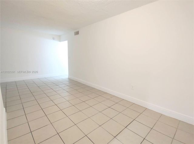 1265 W 24th St 108, Hialeah, FL 33010