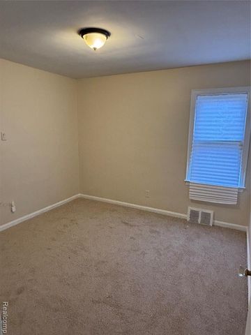 7637 Dacosta, Redford, MI 48239