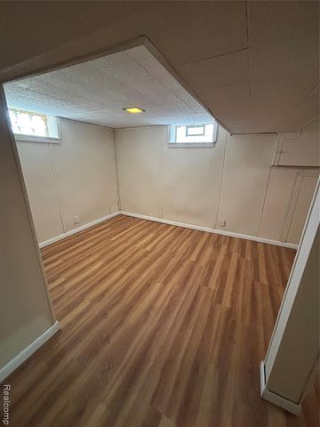 7637 Dacosta, Redford, MI 48239