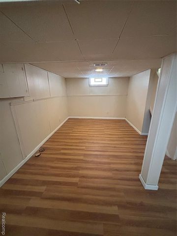 7637 Dacosta, Redford, MI 48239