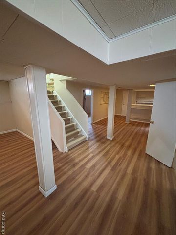 7637 Dacosta, Redford, MI 48239